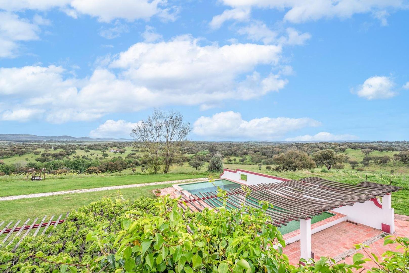 Вилла Stunning Mansion In Sao Cristovao Монтемор-у-Нову Экстерьер фото